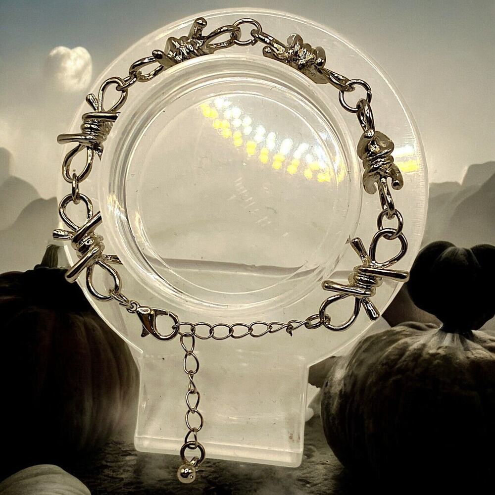 Stainless Steel Barbed Wire 8.75" Bracelet!